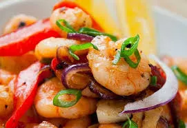 Shrimps with green pepper & onion