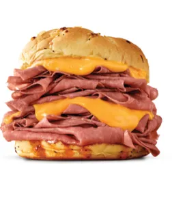 HALF POUND BEEF 'N CHEDDAR