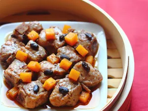 Steamed Pork with Pumpkin 南瓜蒸排骨