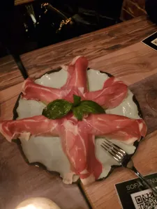 Prosciutto San Daniele And Melon