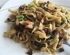 OYSTER MUSHROOM TAGLIATELLE (vt)