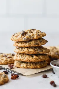 Oat Meal Raisin Cookies