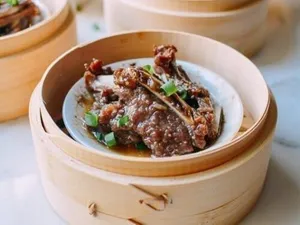 Steamed Beef Ribs with Black Pepper 黑椒牛仔骨