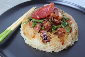 Steamed Sticky Rice with Pork 瑤柱珍珠雞