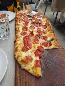 Numero 28 Pizza Speciali