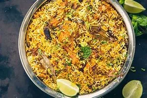 CHICKEN BIRYANI